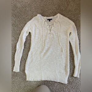 American Eagle Outfitters Sweater